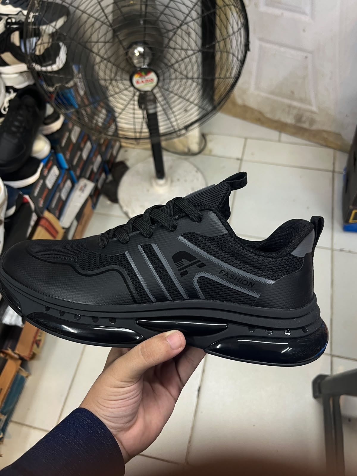 BOSS FASHION - BLACK