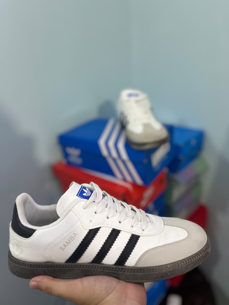 ADIDAS SAMBA - WHITE & BLACK